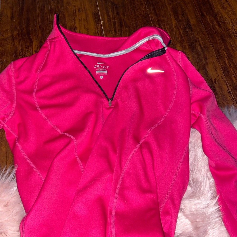 NIKE medium long sleeve